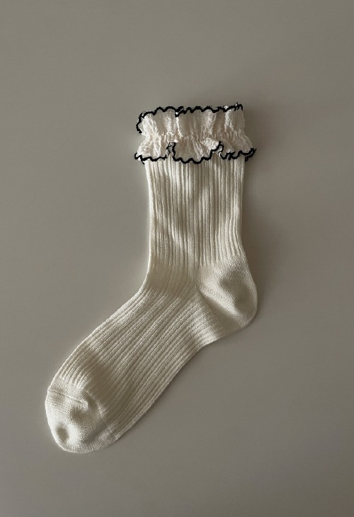 frill banding socks