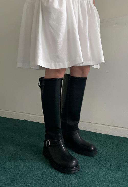 wide long boots