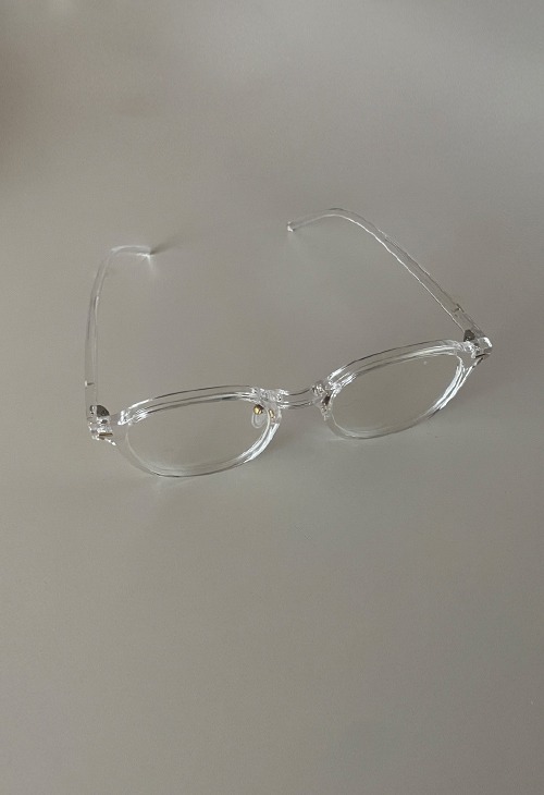 clean eyeglass